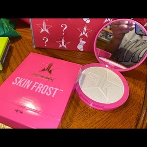 Jeffree star highlight.